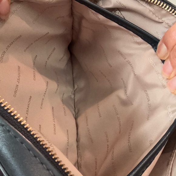 Michael Kors Jet Set floral leather crossbody navy blue - Picture 7 of 10